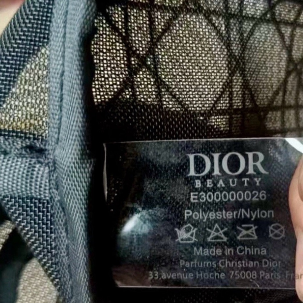 Mesh Tote Bag - Picture 3 of 3